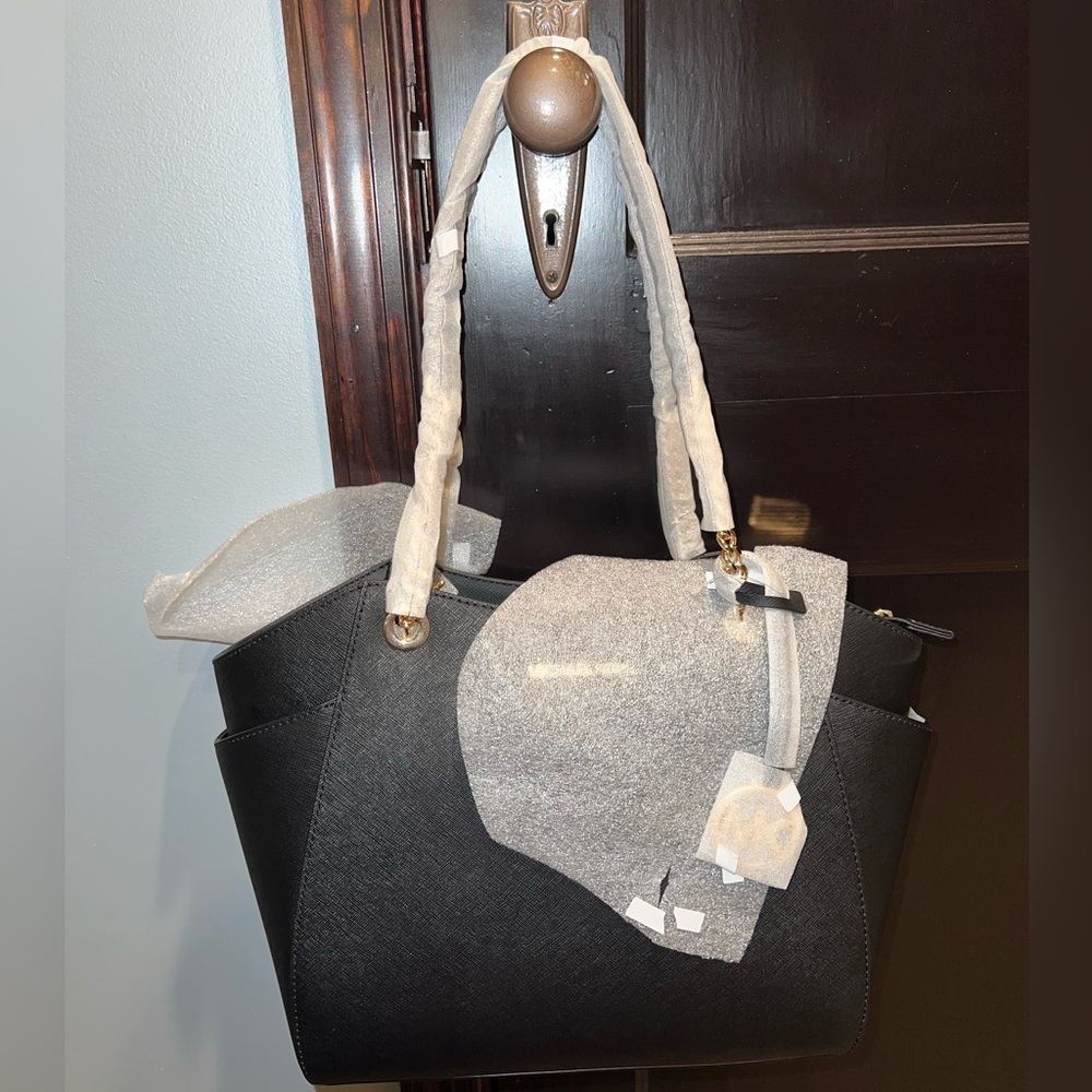 NEW Michael Kors Jet Set Large Signature Logo Shoulder Bag